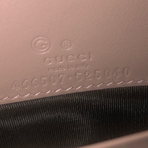 Gucci GG Leather Wallet Clutch Crossbody - Picture 8 of 8